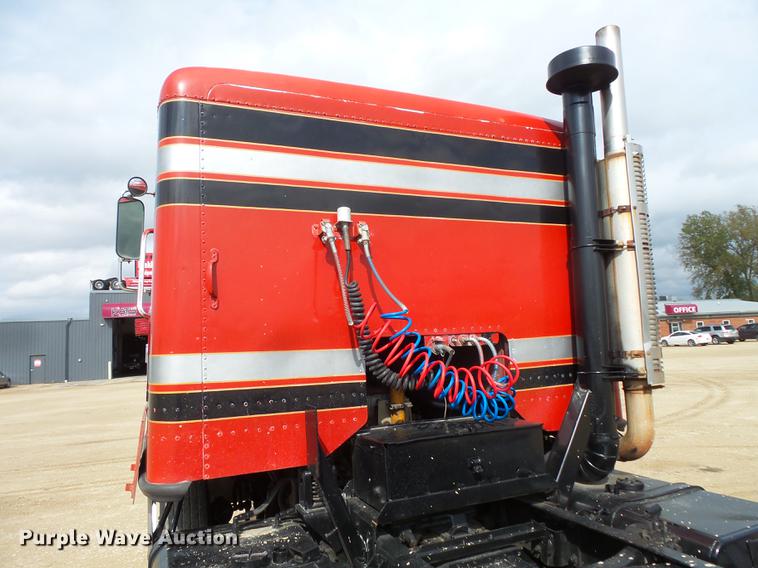 image for item DX9513 1977 Chevrolet Titan semi truck