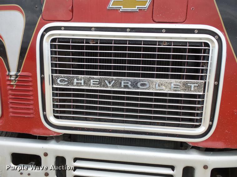 image for item DX9513 1977 Chevrolet Titan semi truck