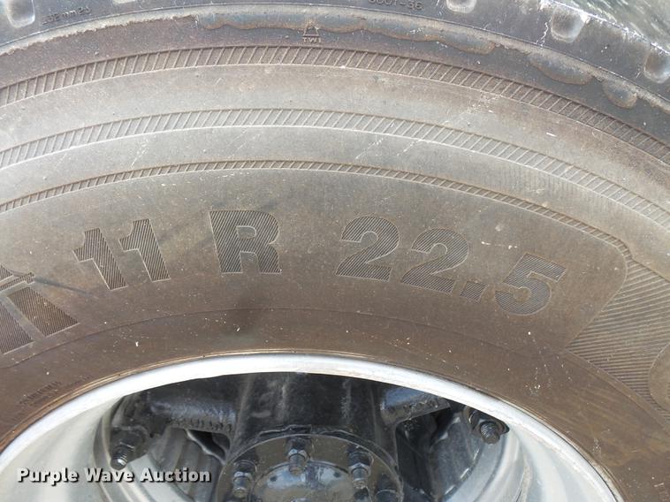 image for item DX9513 1977 Chevrolet Titan semi truck