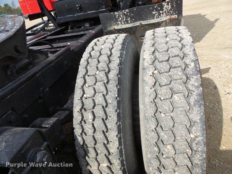 image for item DX9513 1977 Chevrolet Titan semi truck