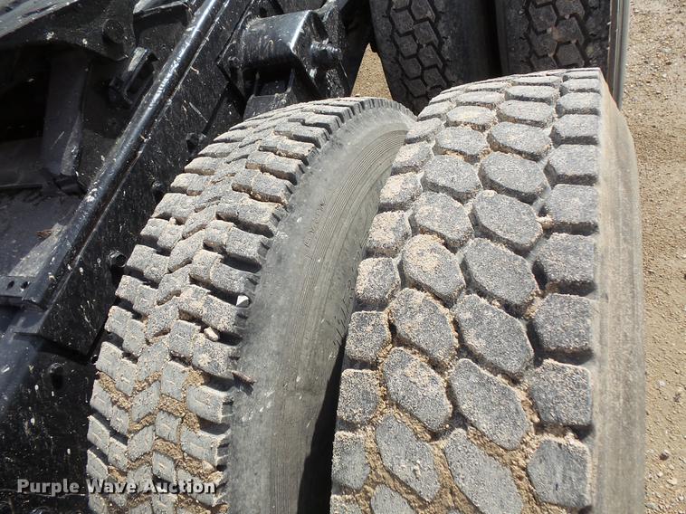 image for item DX9513 1977 Chevrolet Titan semi truck