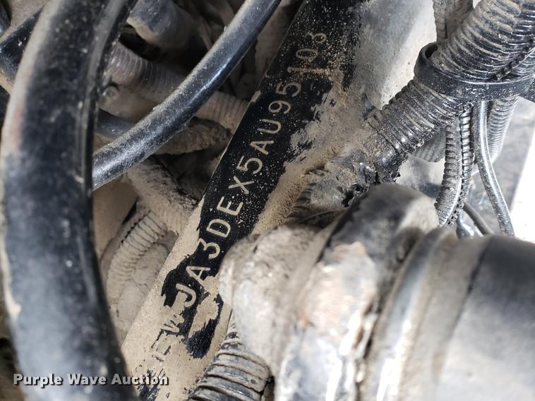 image for item EF9925 2005 Sterling semi truck