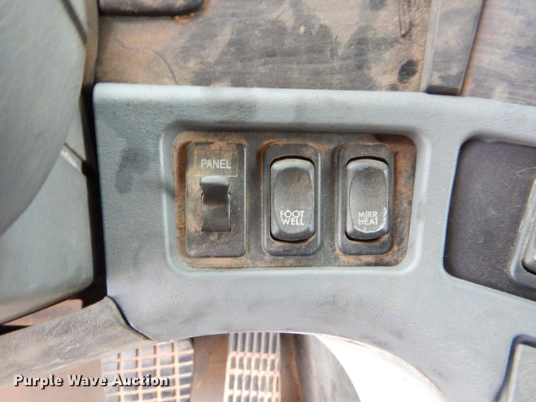 image for item EO9645 2006 Freightliner Columbia semi truck