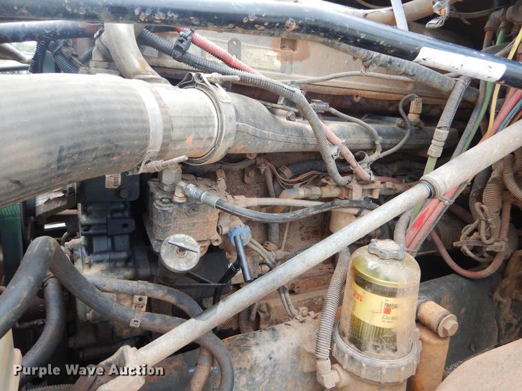 image for item EO9645 2006 Freightliner Columbia semi truck