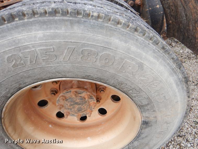 image for item EO9645 2006 Freightliner Columbia semi truck