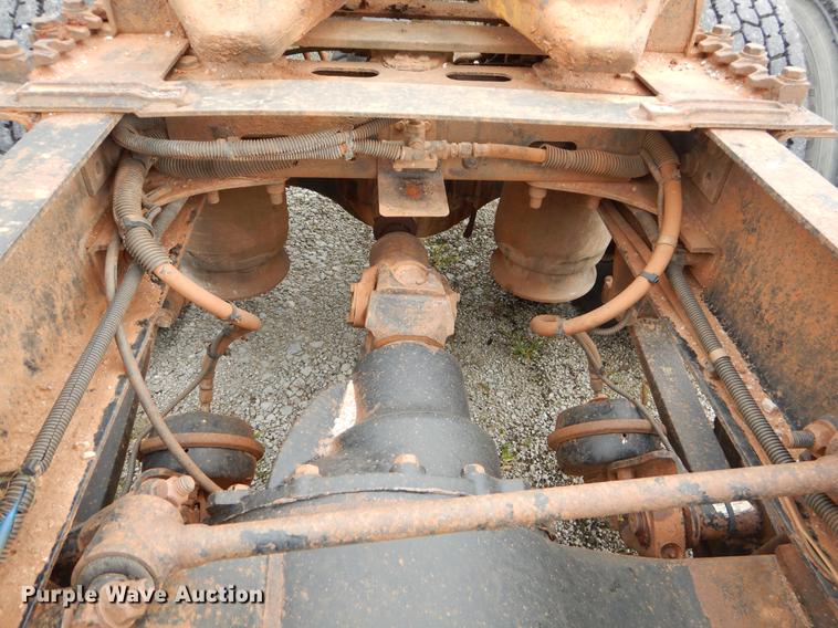 image for item EO9645 2006 Freightliner Columbia semi truck