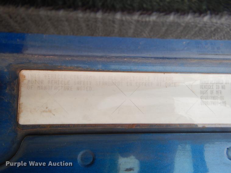 image for item EO9645 2006 Freightliner Columbia semi truck