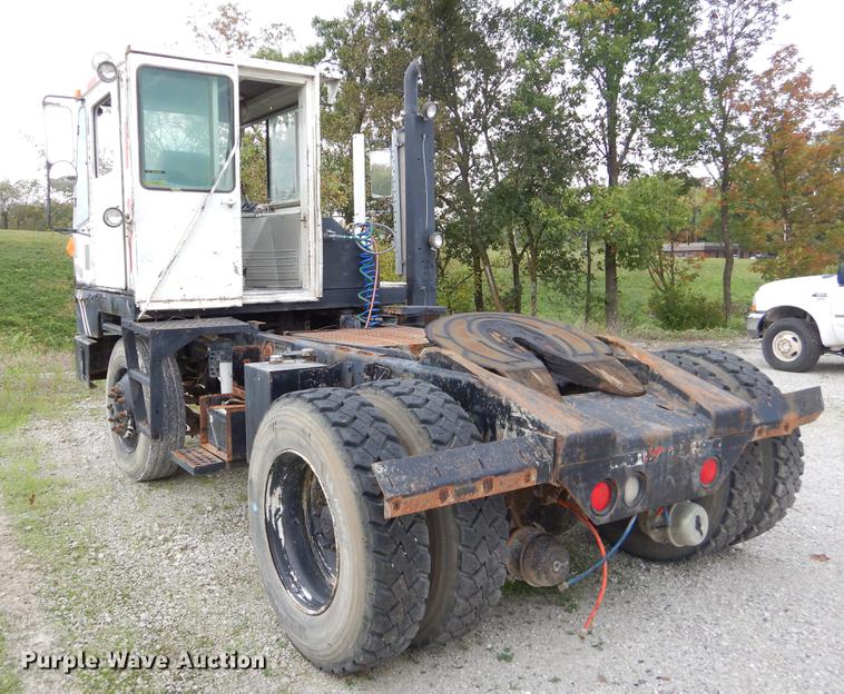 image for item EO9646 1995 Ottawa YT30 yard truck