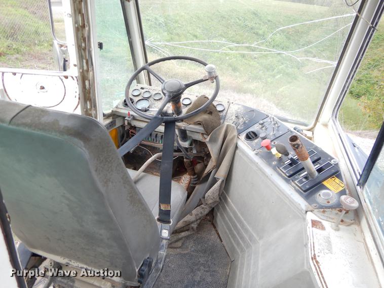 image for item EO9646 1995 Ottawa YT30 yard truck