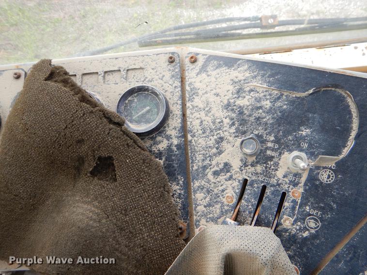 image for item EO9646 1995 Ottawa YT30 yard truck