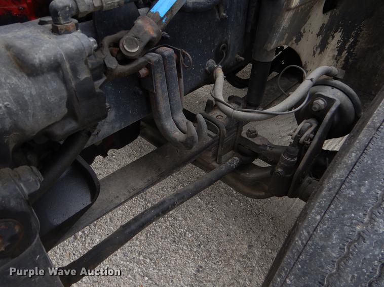 image for item EO9649 2006 International 9400i semi truck