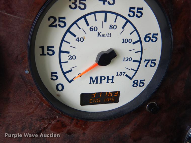 image for item EO9650 2007 International 9400i semi truck