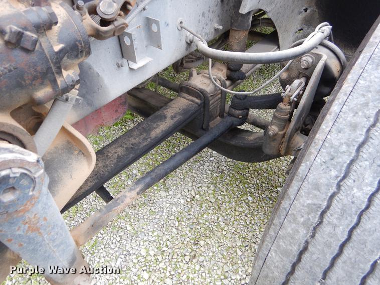 image for item EO9650 2007 International 9400i semi truck