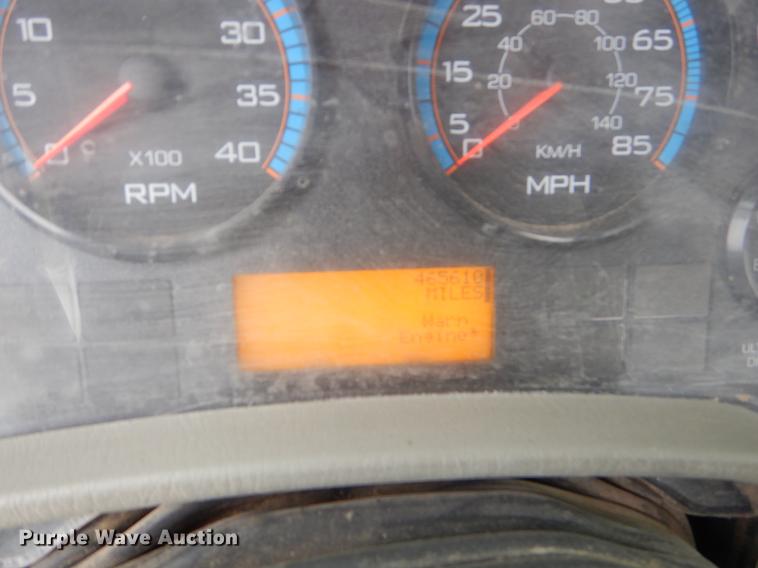 image for item EO9651 2010 International TranStar 8500 semi truck