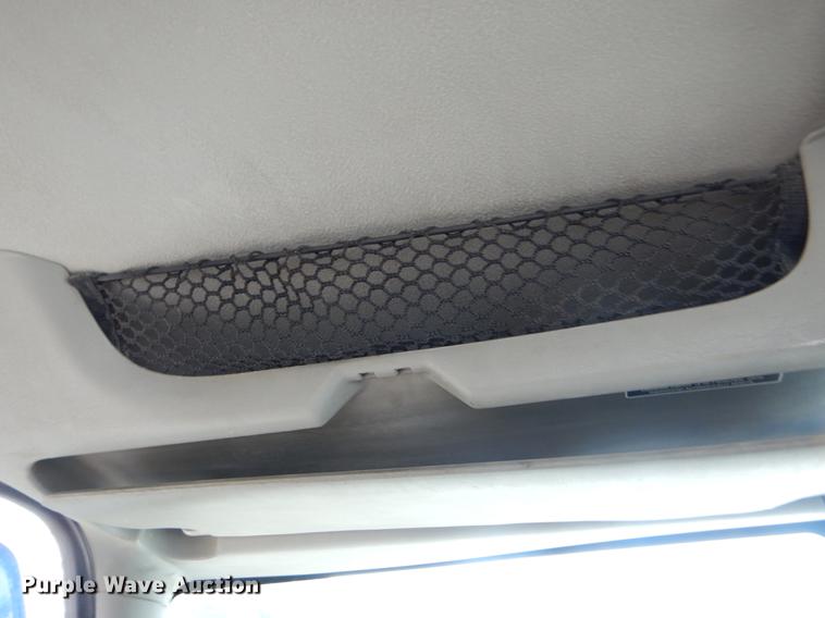 image for item EO9651 2010 International TranStar 8500 semi truck