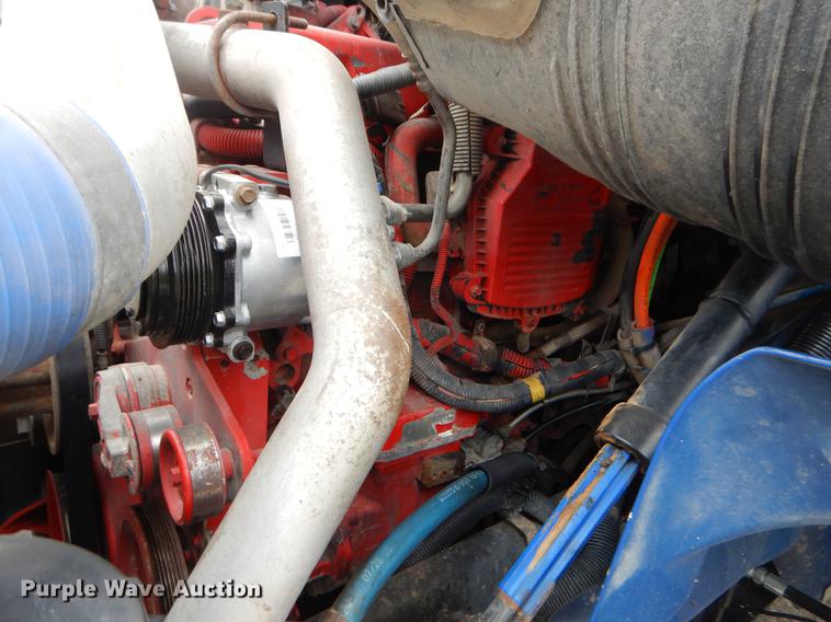 image for item EO9651 2010 International TranStar 8500 semi truck