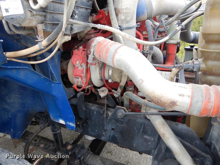 image for item EO9651 2010 International TranStar 8500 semi truck