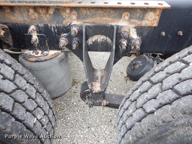 image for item EO9651 2010 International TranStar 8500 semi truck