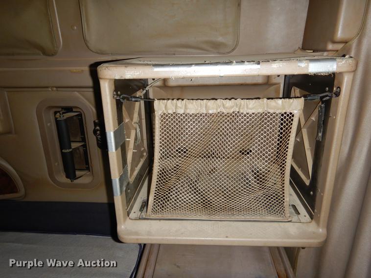 image for item EO9652 2007 International 9400i semi truck