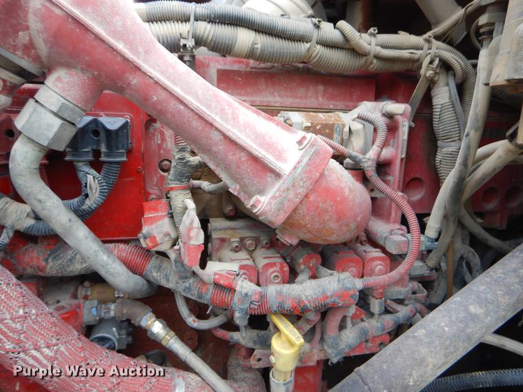 image for item EO9652 2007 International 9400i semi truck