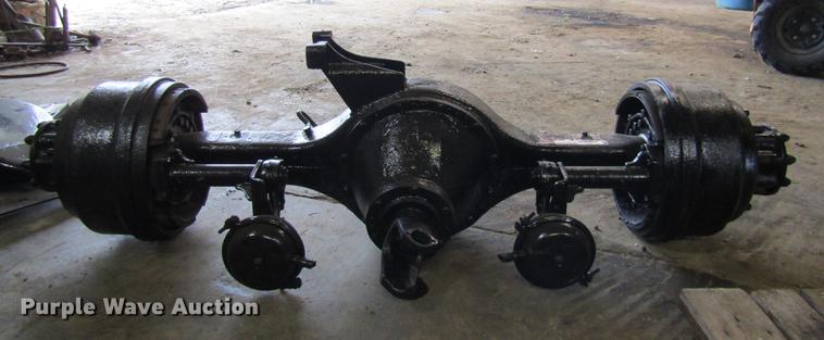 image for item FI9510 Spicer rear end