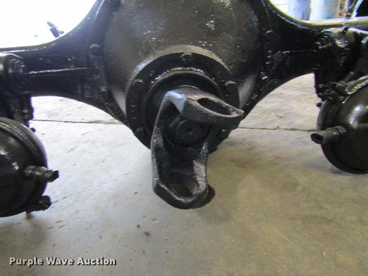 image for item FI9510 Spicer rear end