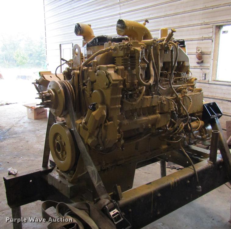 image for item FI9513 Caterpillar 3406B 14.6L six cylinder diesel engine