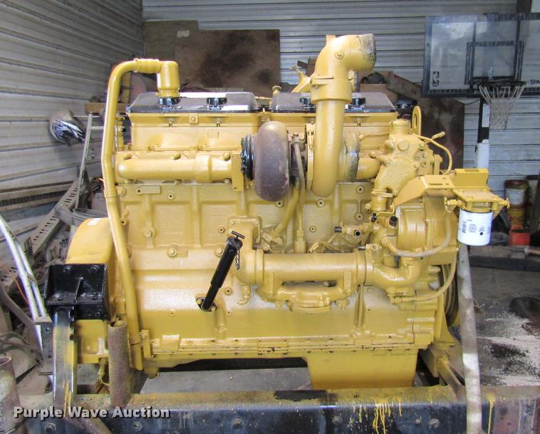 image for item FI9513 Caterpillar 3406B 14.6L six cylinder diesel engine