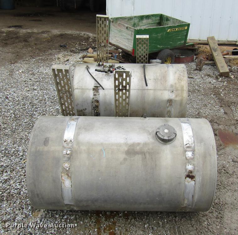 image for item FI9514 (2) Snyder Tank Corp fuel tanks