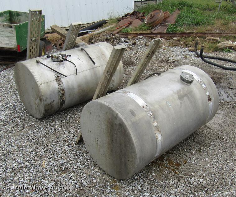 image for item FI9514 (2) Snyder Tank Corp fuel tanks