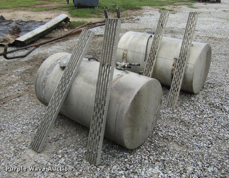 image for item FI9514 (2) Snyder Tank Corp fuel tanks
