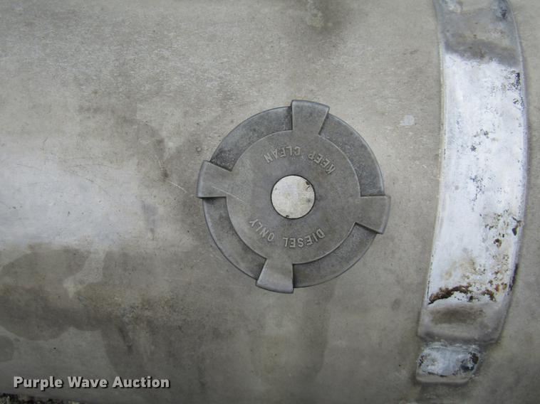 image for item FI9514 (2) Snyder Tank Corp fuel tanks