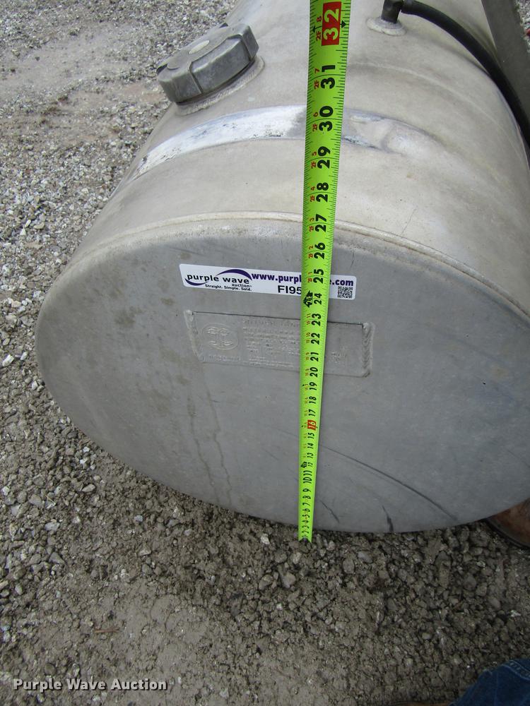 image for item FI9514 (2) Snyder Tank Corp fuel tanks