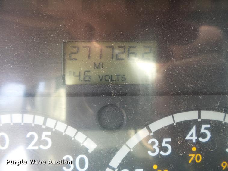 image for item FT9956 2005 Freightliner Columbia semi truck