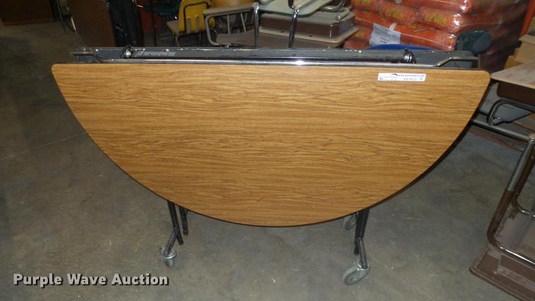 image for item AM9033 (2) Midwest folding round tables