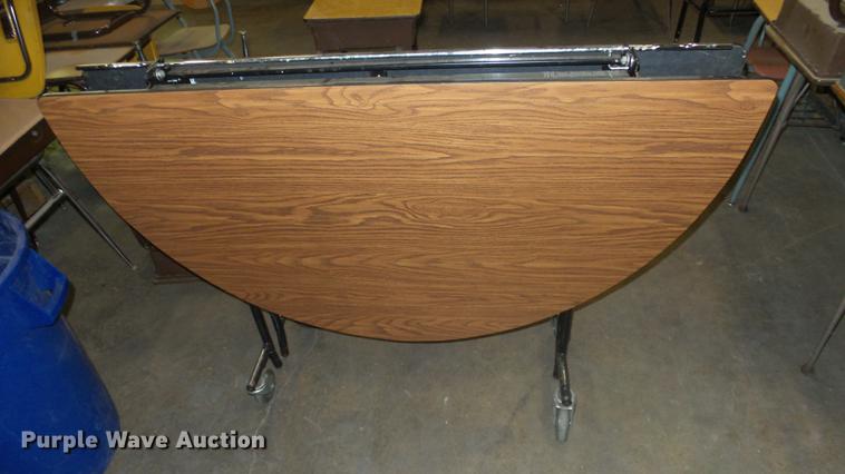 image for item AM9033 (2) Midwest folding round tables