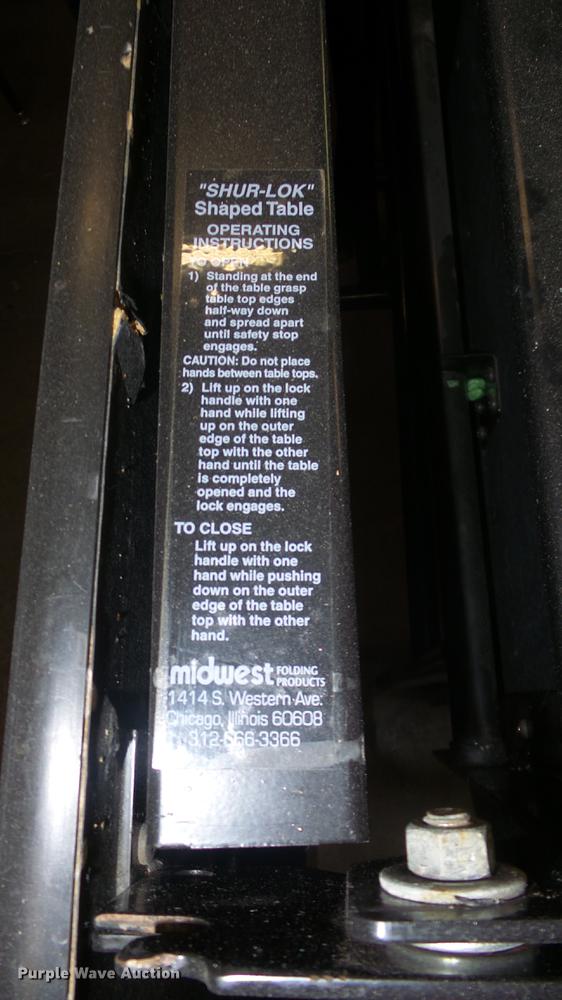 image for item AM9033 (2) Midwest folding round tables