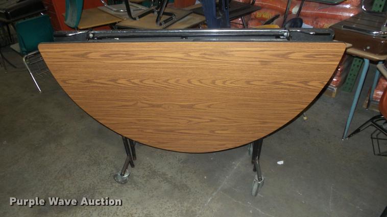 image for item AM9033 (2) Midwest folding round tables