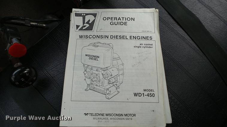 image for item AM9097 1982 Ford F700 tank truck