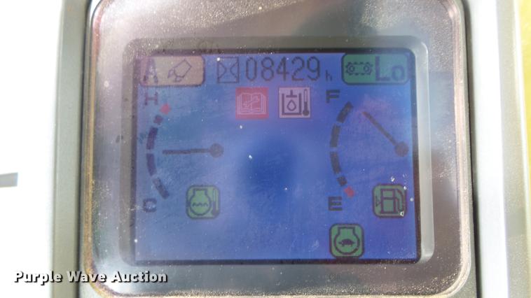 image for item AM9098 2003 Komatsu PC200LC-7L excavator