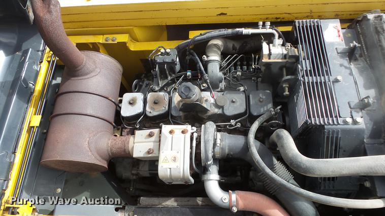 image for item AM9098 2003 Komatsu PC200LC-7L excavator