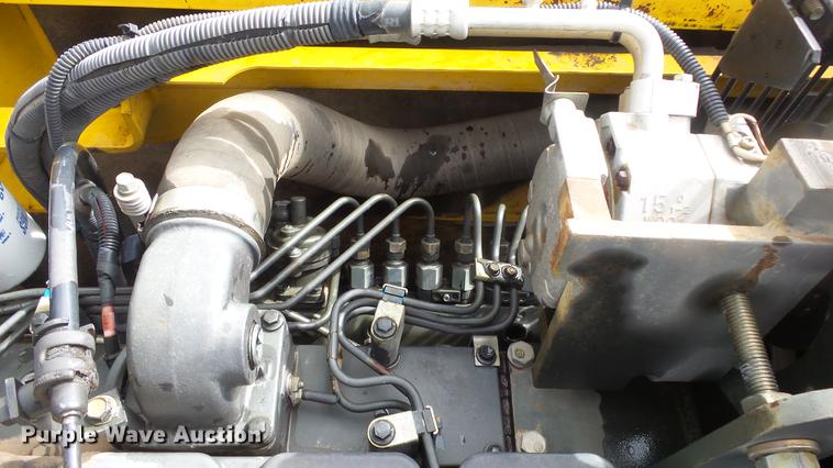 image for item AM9098 2003 Komatsu PC200LC-7L excavator
