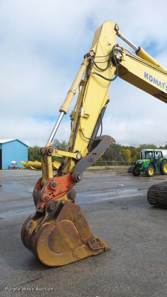 image for item AM9098 2003 Komatsu PC200LC-7L excavator