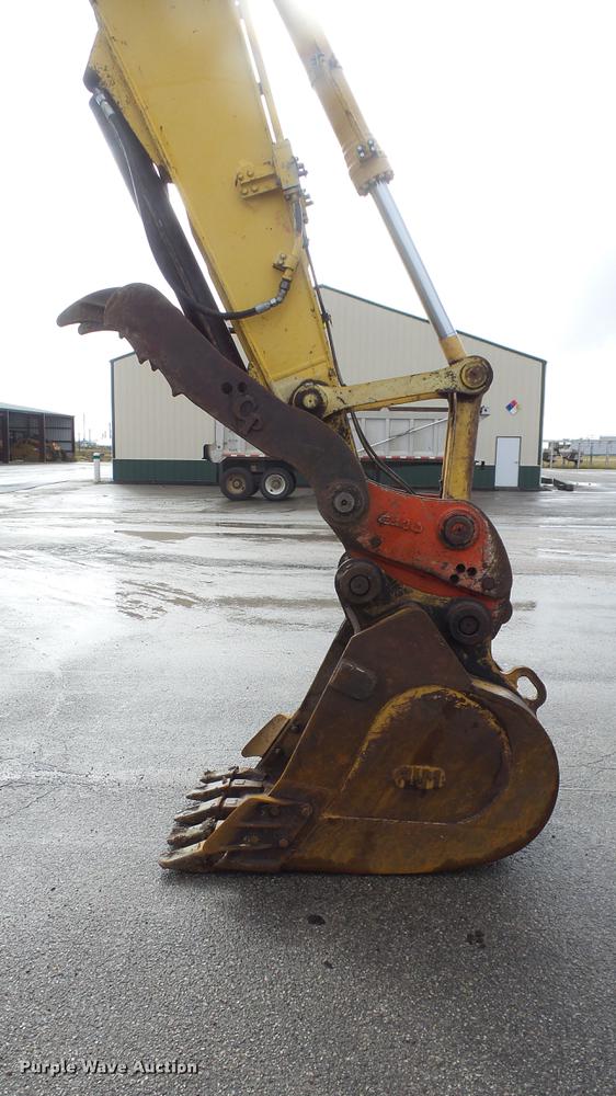 image for item AM9098 2003 Komatsu PC200LC-7L excavator
