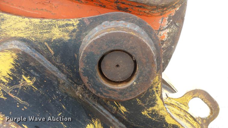image for item AM9098 2003 Komatsu PC200LC-7L excavator