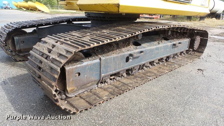 image for item AM9098 2003 Komatsu PC200LC-7L excavator