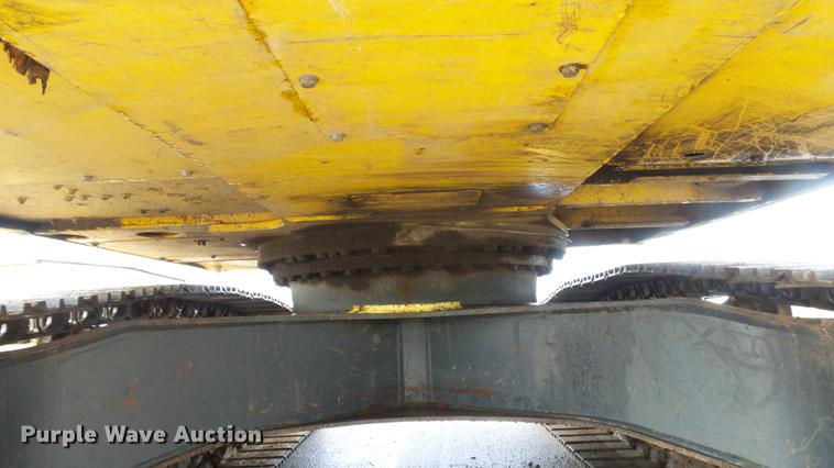 image for item AM9098 2003 Komatsu PC200LC-7L excavator