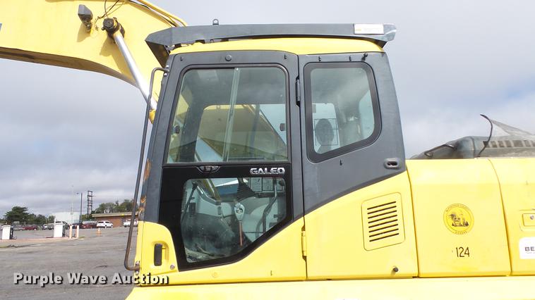 image for item AM9098 2003 Komatsu PC200LC-7L excavator