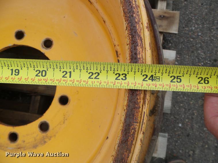 image for item BU9746 (4) motor grader wheels