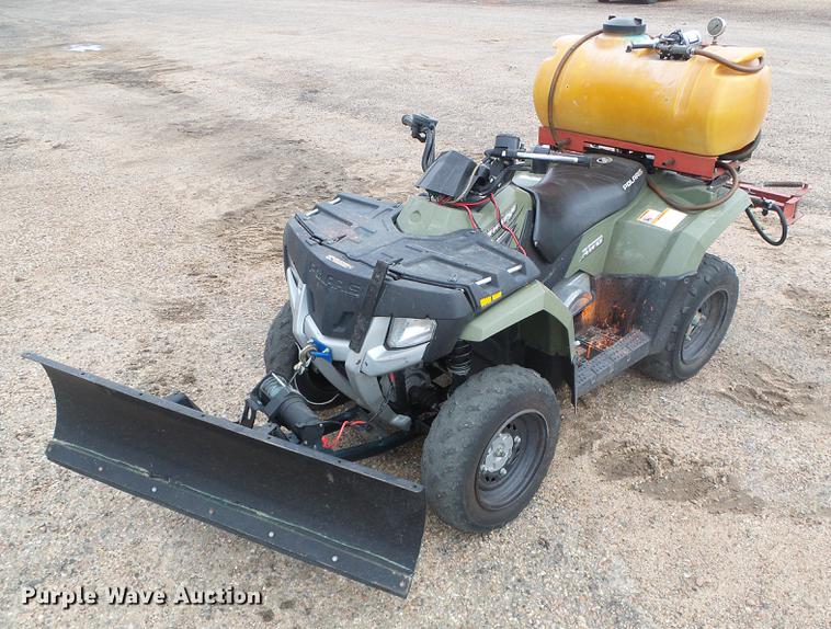 image for item BU9747 2006 Polaris Hawkeye ATV